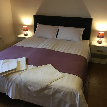 Cclub Residenece T * Paks