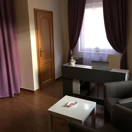 Cclub Residenece T * Paks